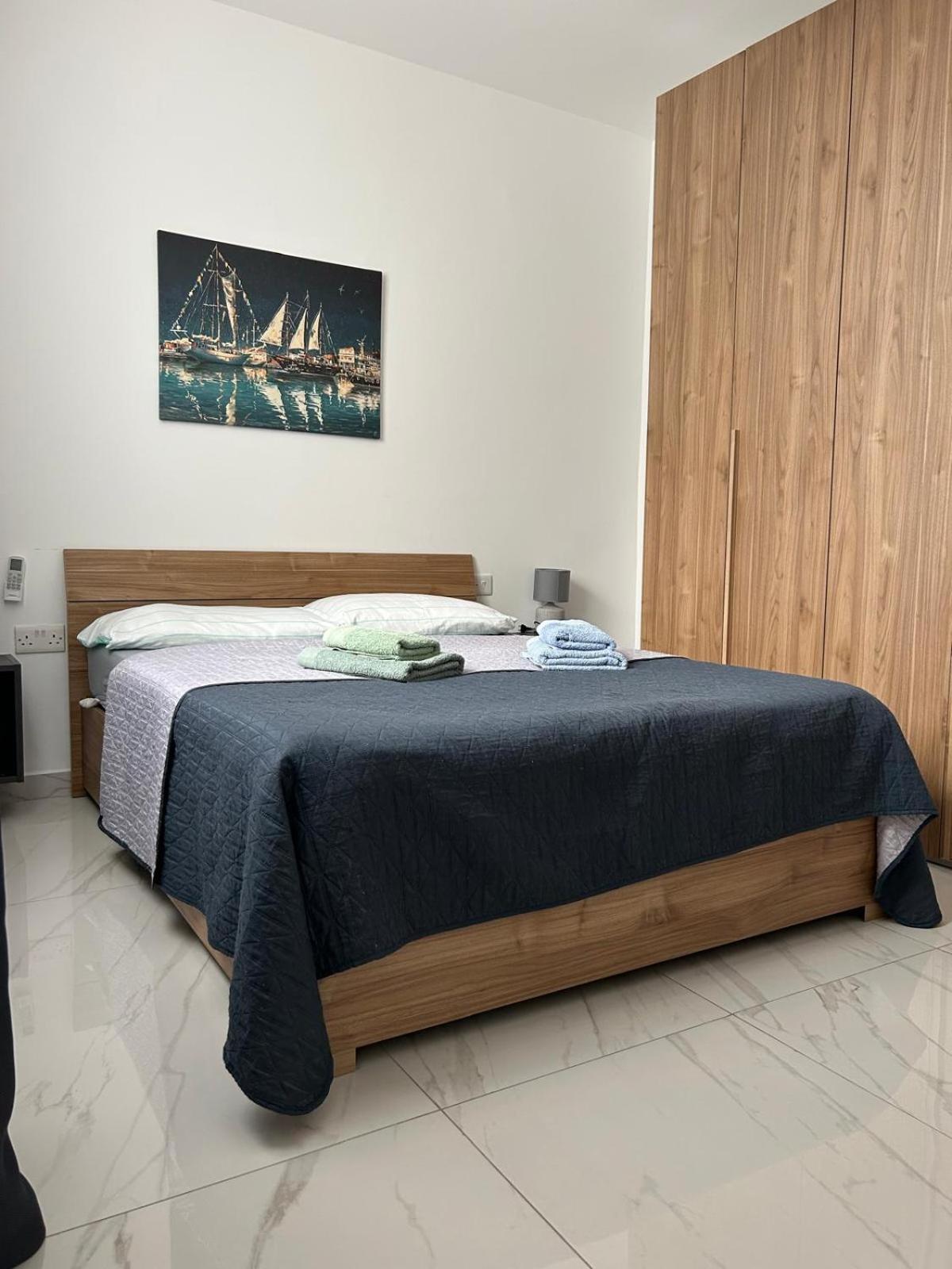 Exceptional 3-Bedroom Apartment, Sliema - Tigne Point! Экстерьер фото
