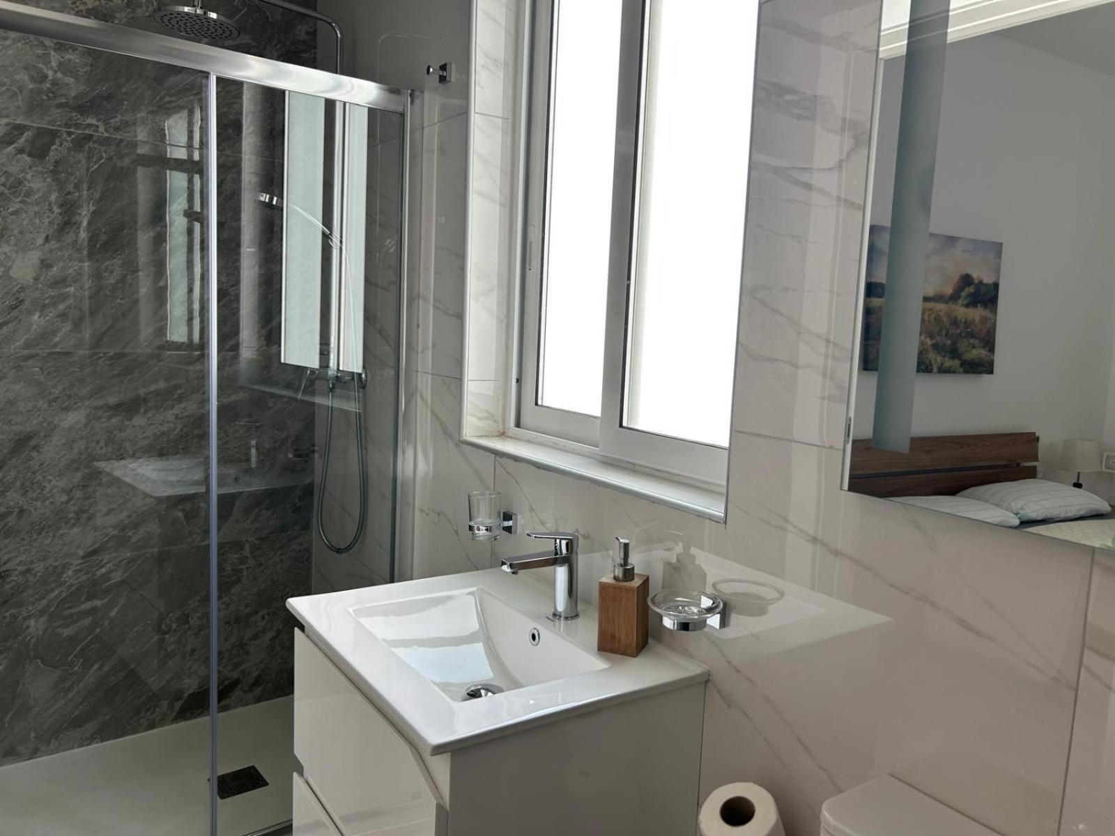Exceptional 3-Bedroom Apartment, Sliema - Tigne Point! Экстерьер фото