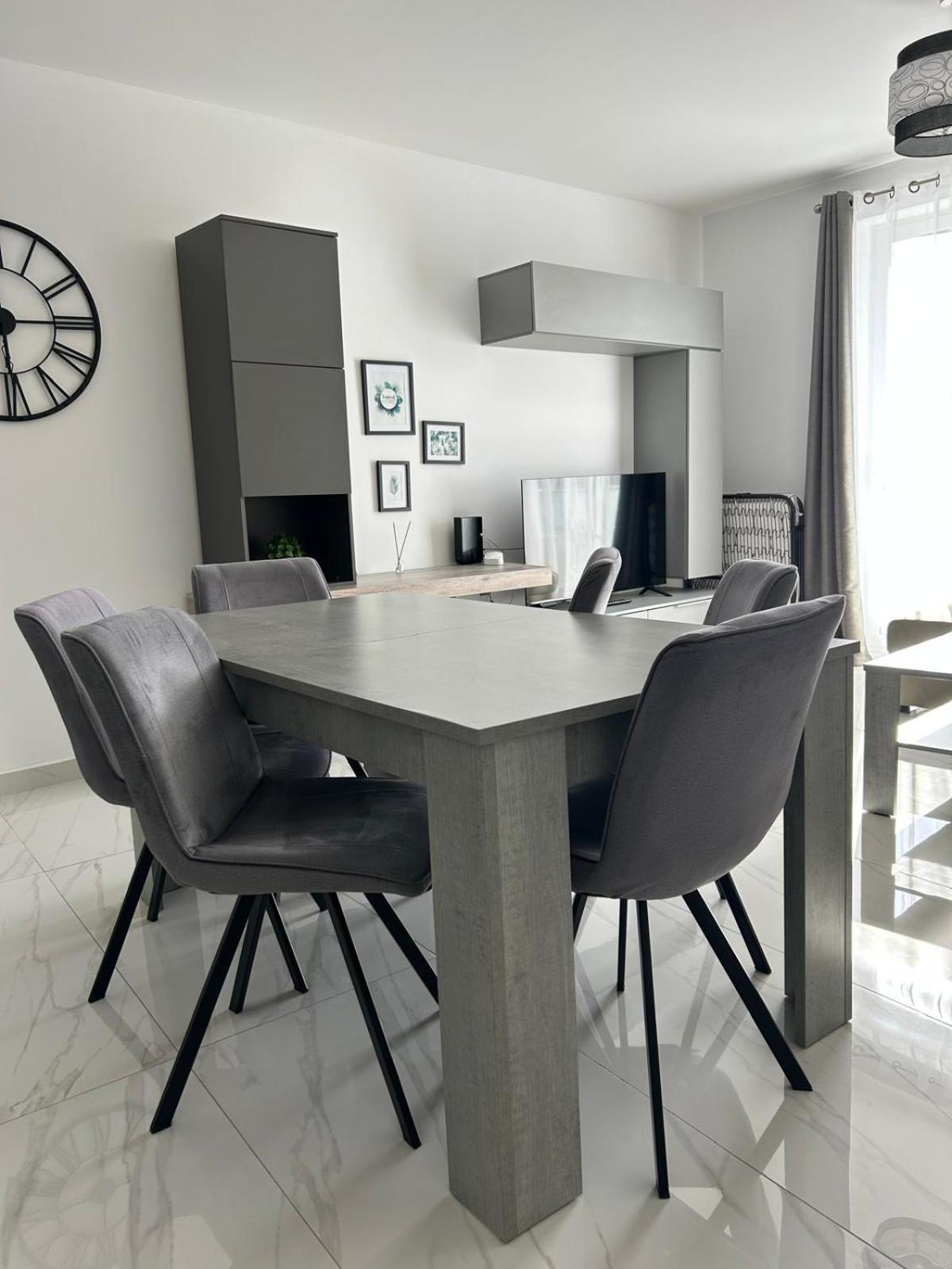 Exceptional 3-Bedroom Apartment, Sliema - Tigne Point! Экстерьер фото