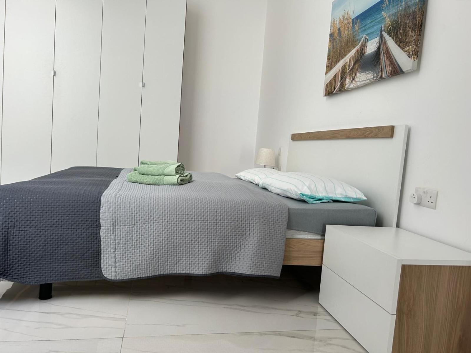 Exceptional 3-Bedroom Apartment, Sliema - Tigne Point! Экстерьер фото